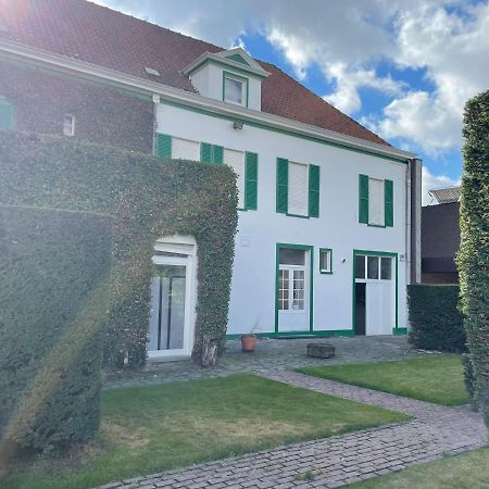 B&B The White House Wielsbeke 외부 사진